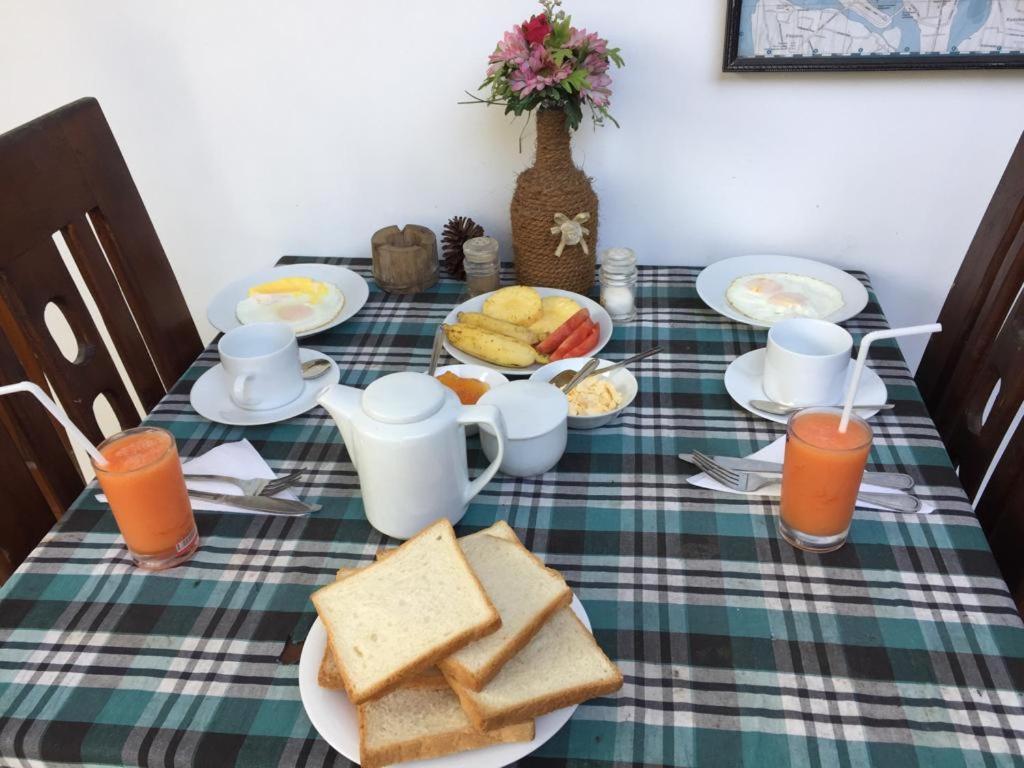 Anna Tourist Inn Негомбо Екстериор снимка