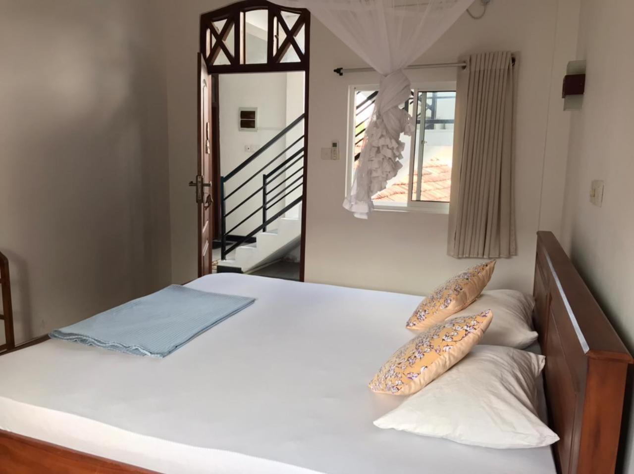 Anna Tourist Inn Негомбо Екстериор снимка