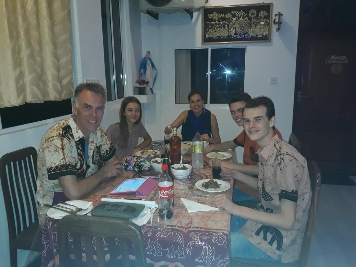 Anna Tourist Inn Негомбо Екстериор снимка